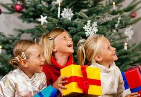 Новогодние игры и затеи для детских праздников